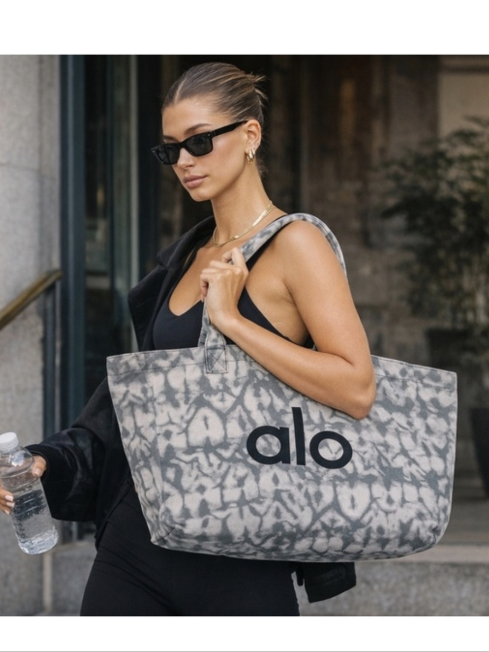 NWT Alo Yoga Oversized Shopper Tote Bag Gray Cotton Canvas Tie Dye